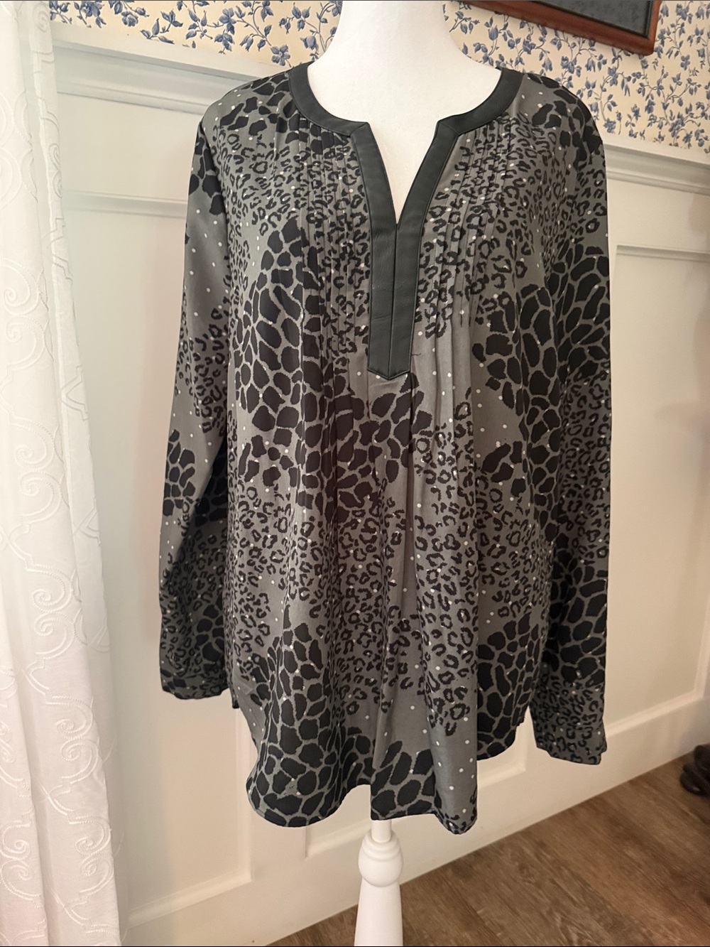 Gray & Black Animal Print V-Neck Blouse